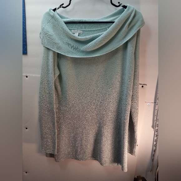 New York & Company Metallic Tunic New Years Christmas Festive Sweater Holiday - Picture 1 of 15